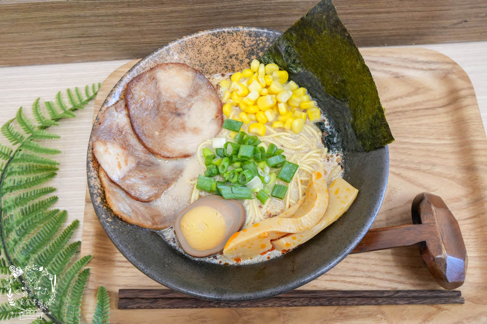 楠梓平價壽司推薦[圓味壽司楠梓店]超過40種口味的高CP值花壽司!還有香濃拉麵可以品嚐？