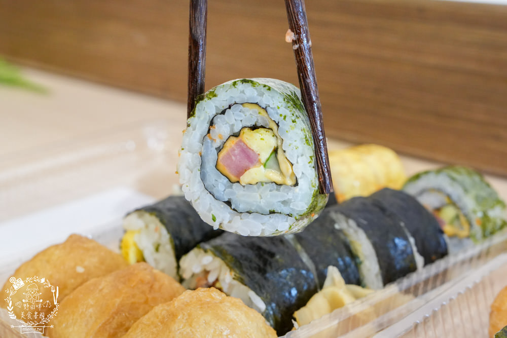 楠梓平價壽司推薦[圓味壽司楠梓店]超過40種口味的高CP值花壽司!還有香濃拉麵可以品嚐？
