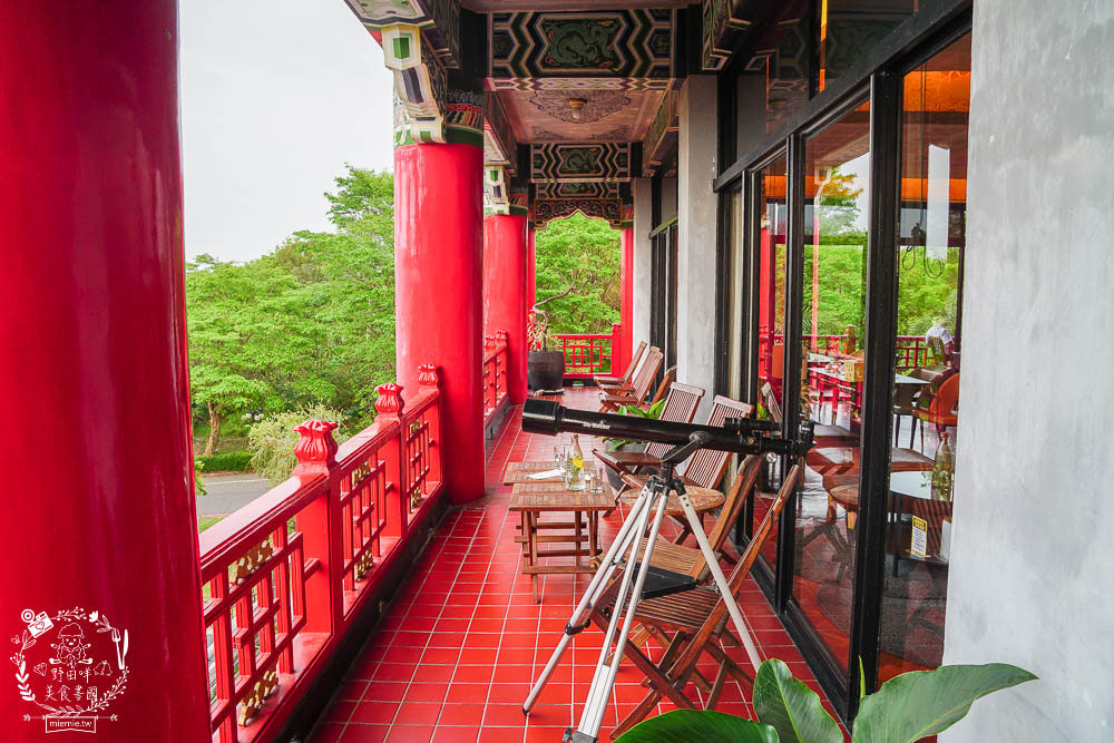 高雄[圓山大飯店秘境咖啡廳]超古香古色的宮廷甜點下午茶!綠意盎然的180° 視野景觀餐廳!