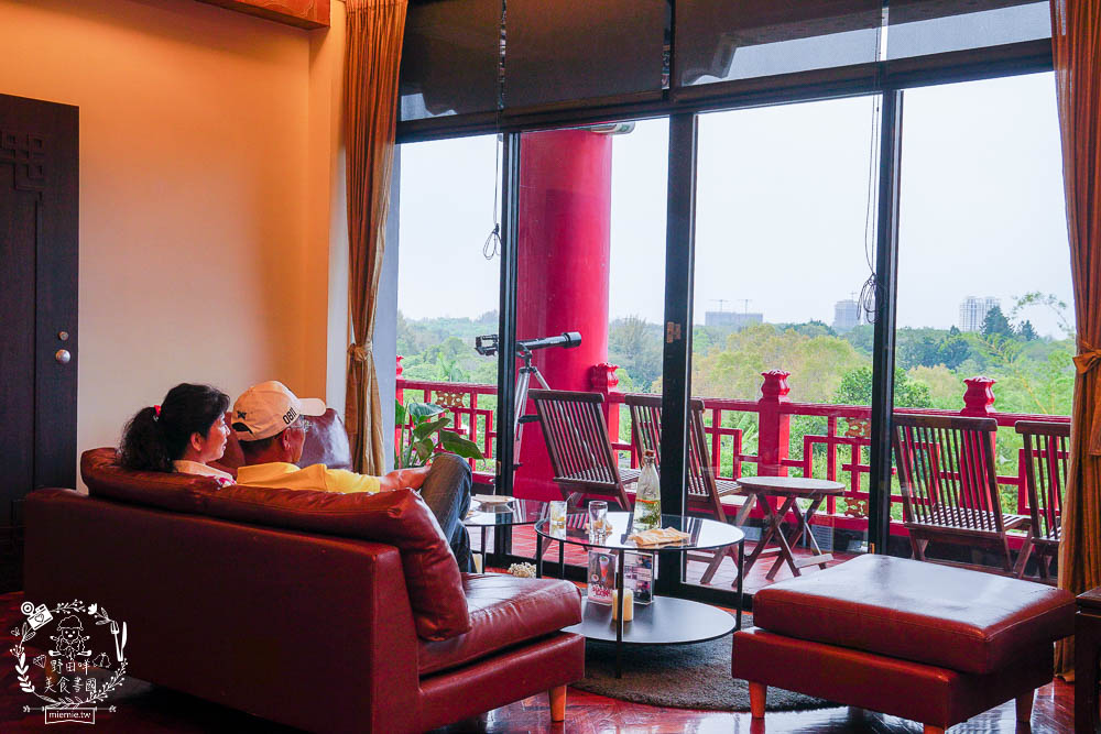 高雄[圓山大飯店秘境咖啡廳]超古香古色的宮廷甜點下午茶!綠意盎然的180° 視野景觀餐廳!
