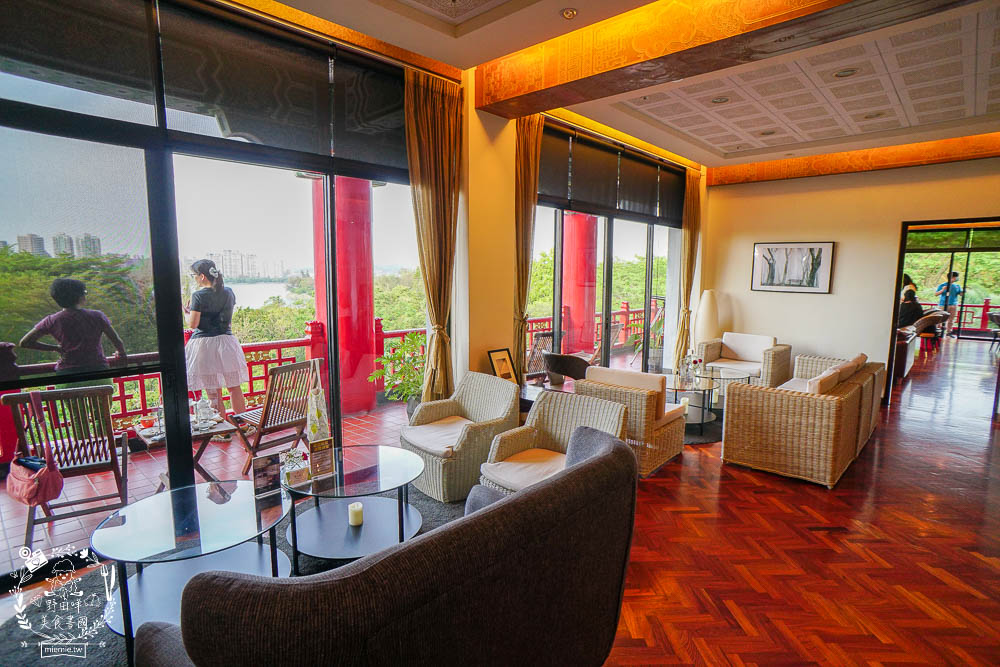 高雄[圓山大飯店秘境咖啡廳]超古香古色的宮廷甜點下午茶!綠意盎然的180° 視野景觀餐廳!