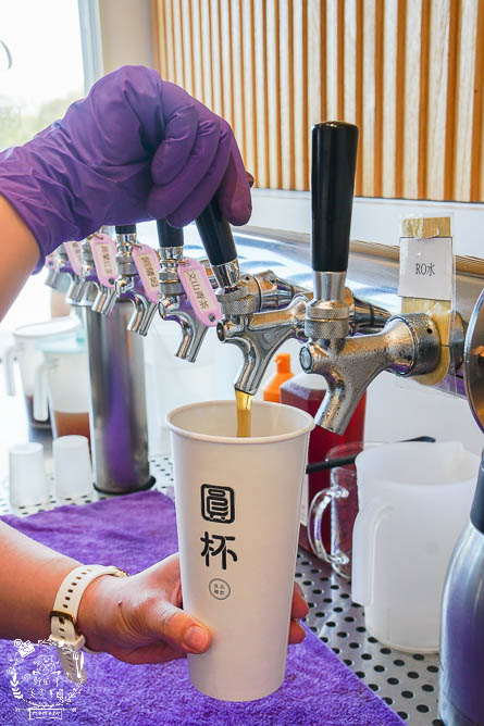 高雄圓石Teabar-衛武營輕裝店|首創茶霸機冰鎮保鮮鎖住茶分子中的茶多酚手搖飲!24小時營業的行動Teabar販賣機飲料!