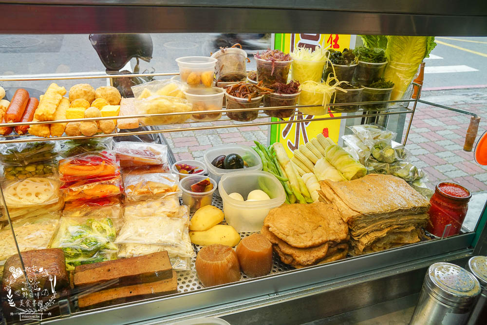 在地人鹽水雞九如店|分量爆多的高雄鹽水雞!超過70種選項的清爽料理! - 第11張圖 在地人鹽水雞九如店|分量爆多的高雄鹽水雞!超過70種選項的清爽料理!