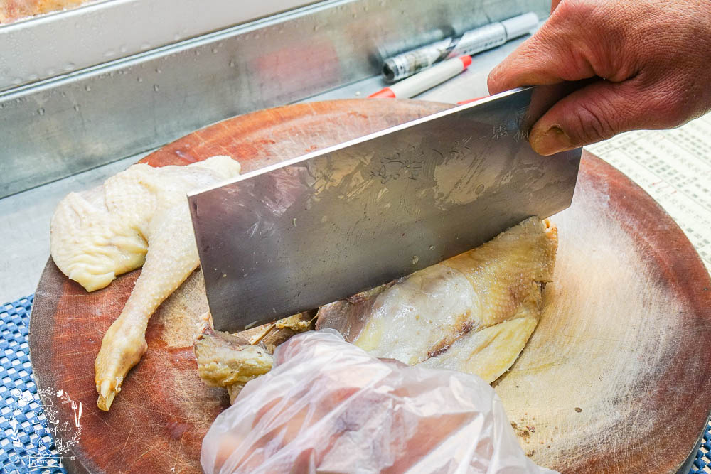 在地人鹽水雞九如店|分量爆多的高雄鹽水雞!超過70種選項的清爽料理! - 第14張圖 在地人鹽水雞九如店|分量爆多的高雄鹽水雞!超過70種選項的清爽料理!