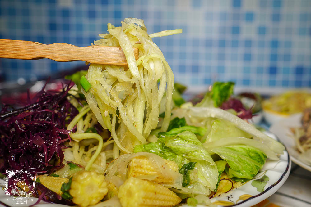 在地人鹽水雞九如店|分量爆多的高雄鹽水雞!超過70種選項的清爽料理! - 第33張圖 在地人鹽水雞九如店|分量爆多的高雄鹽水雞!超過70種選項的清爽料理!