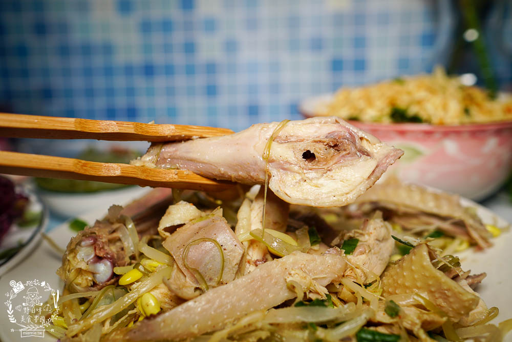 在地人鹽水雞九如店|分量爆多的高雄鹽水雞!超過70種選項的清爽料理! - 第39張圖 在地人鹽水雞九如店|分量爆多的高雄鹽水雞!超過70種選項的清爽料理!