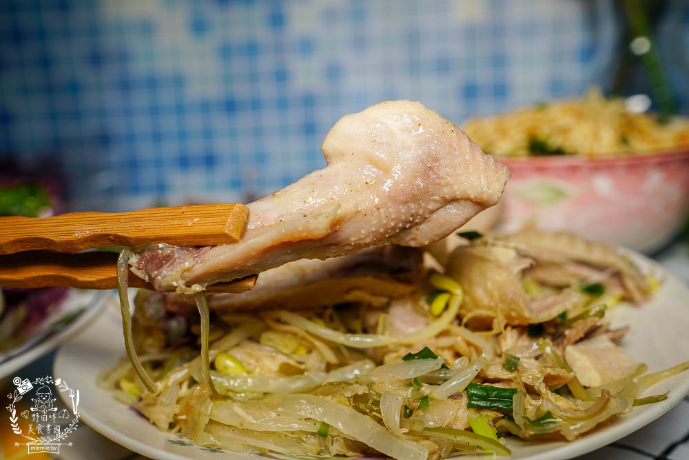 在地人鹽水雞九如店|分量爆多的高雄鹽水雞!超過70種選項的清爽料理! - 第40張圖 在地人鹽水雞九如店|分量爆多的高雄鹽水雞!超過70種選項的清爽料理!