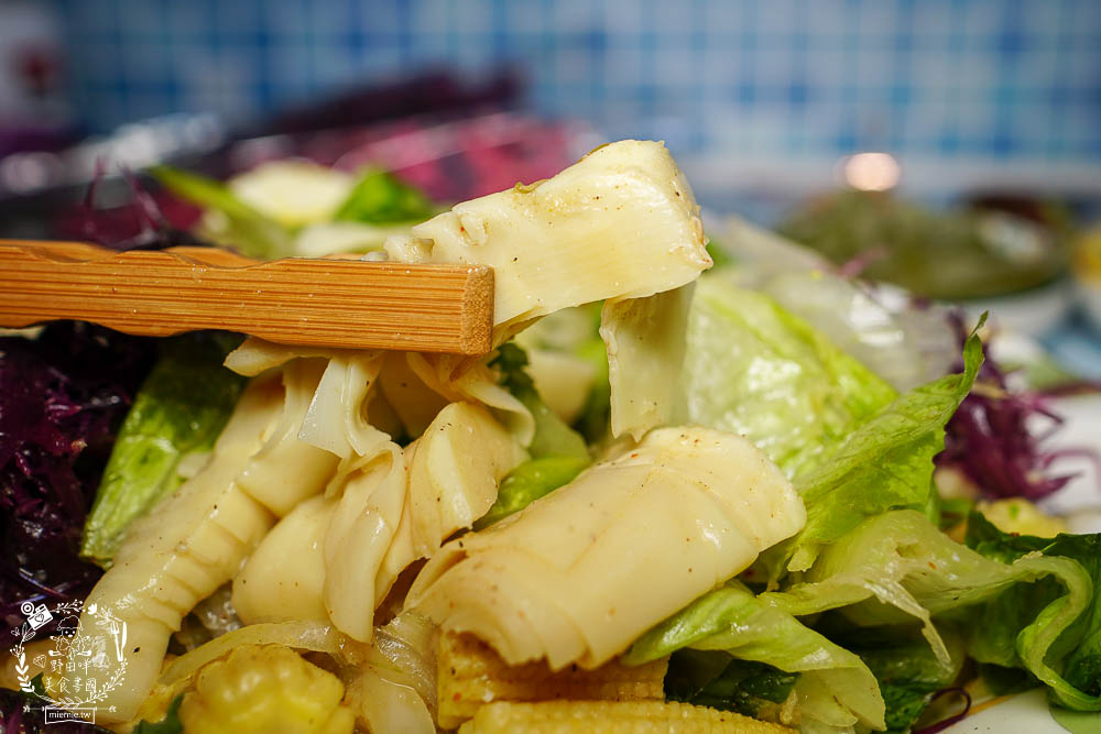 在地人鹽水雞九如店|分量爆多的高雄鹽水雞!超過70種選項的清爽料理! - 第37張圖 在地人鹽水雞九如店|分量爆多的高雄鹽水雞!超過70種選項的清爽料理!