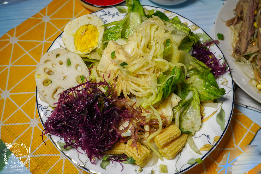 在地人鹽水雞九如店|分量爆多的高雄鹽水雞!超過70種選項的清爽料理! - 第42張圖 在地人鹽水雞九如店|分量爆多的高雄鹽水雞!超過70種選項的清爽料理!