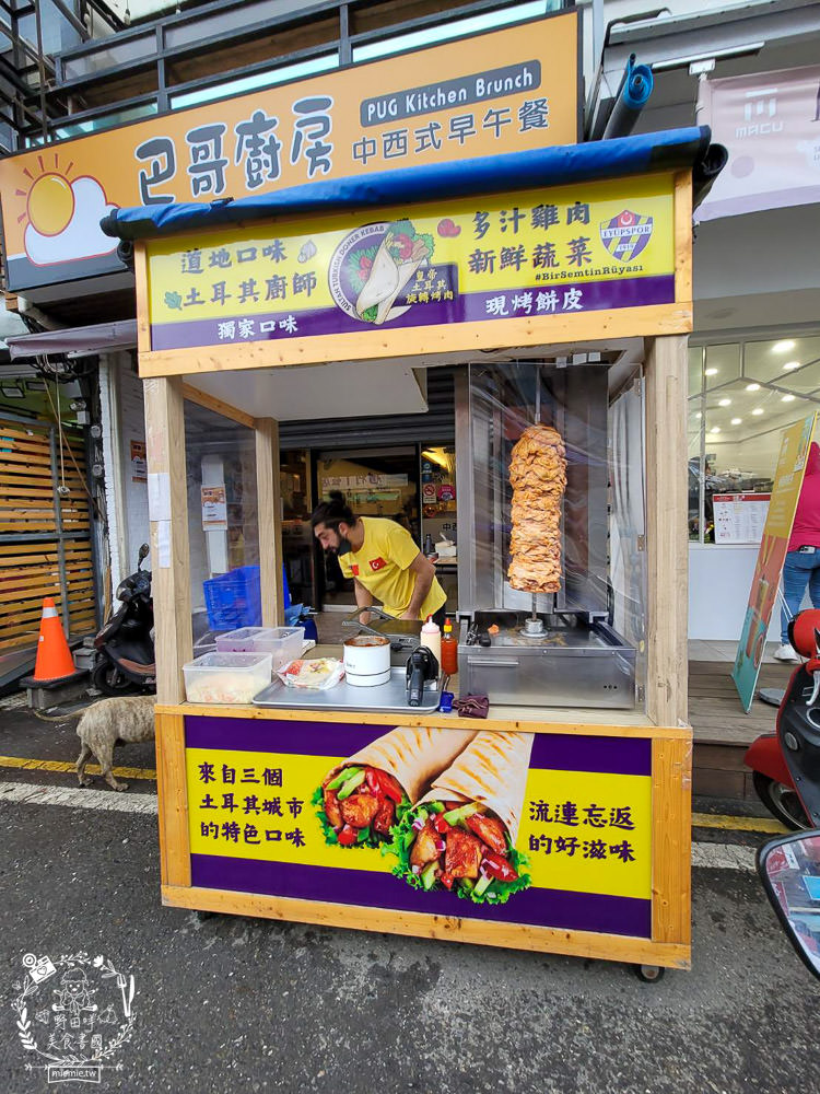 2023墾丁大街美食推薦!脆皮湯包+章魚腳+韓式肉餅+繽紛調酒+烤魷魚~墾丁美食推薦!