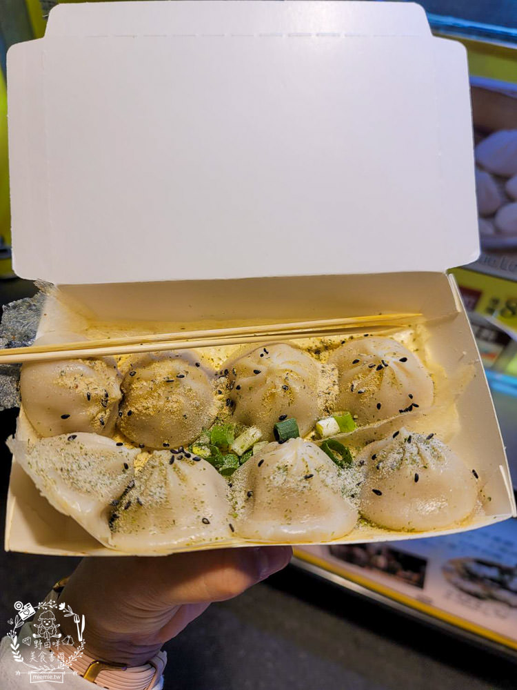 2023墾丁大街美食推薦!脆皮湯包+章魚腳+韓式肉餅+繽紛調酒+烤魷魚~墾丁美食推薦!