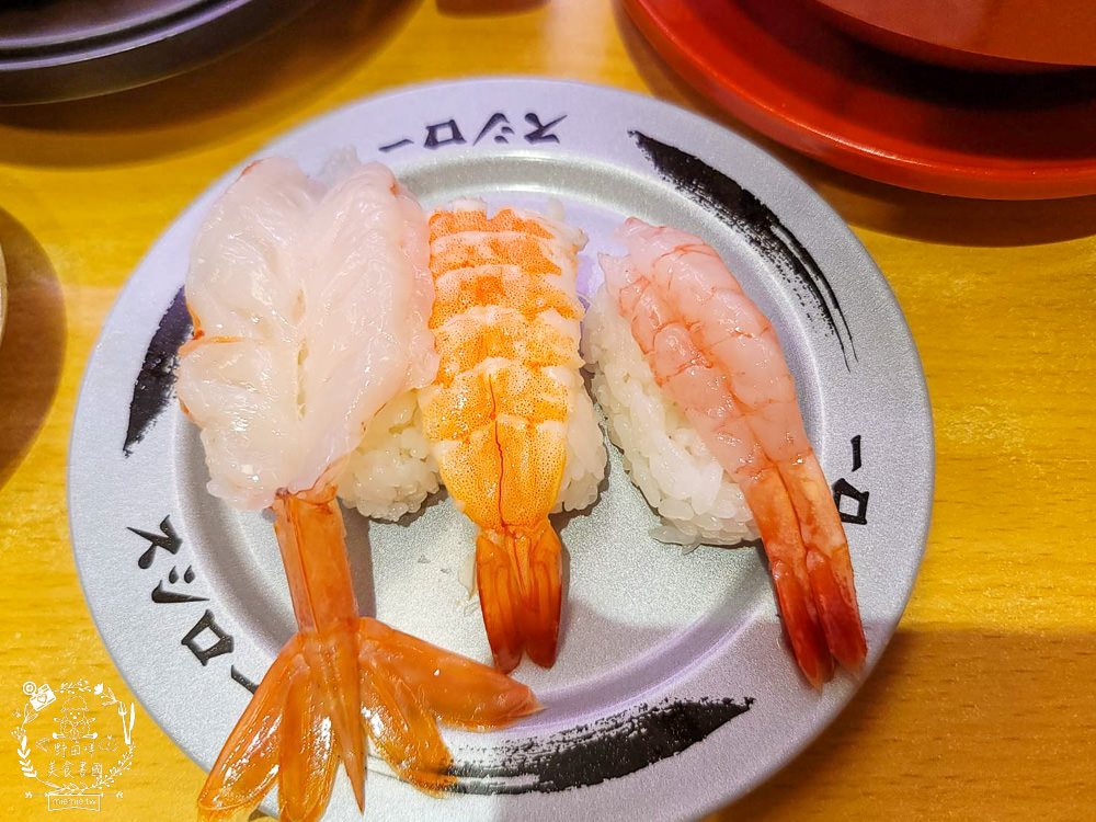 壽司郎夢時代店|日本最大連鎖迴轉壽司40元起!還推出滿額贈送間諜家家酒周邊商品？