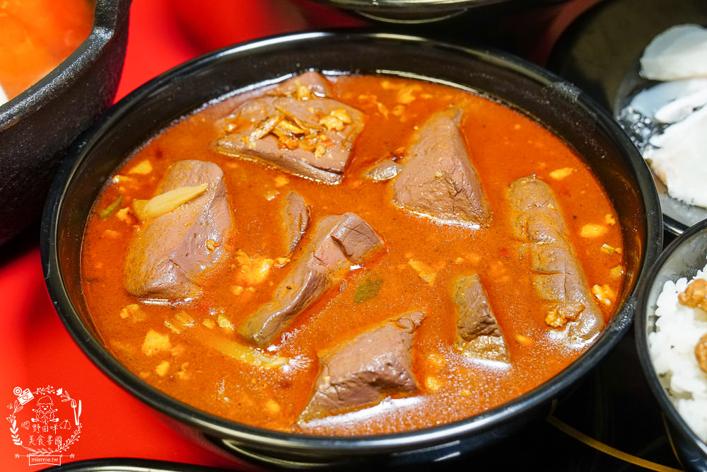 高雄[多福風味火鍋]20多種湯頭+瓜仔肉吃到飽(私人包廂不限時