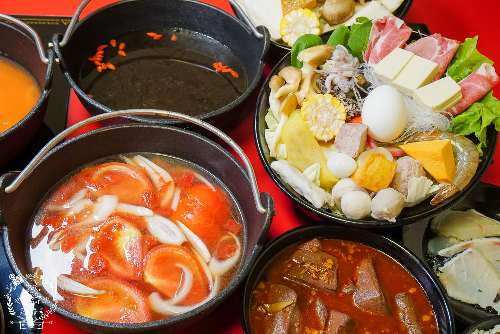 高雄[多福風味火鍋]20多種湯頭+瓜仔肉吃到飽(私人包廂不限時