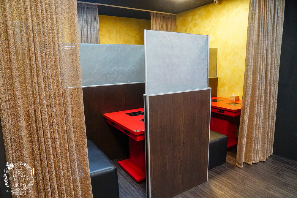 高雄[多福風味火鍋]20多種湯頭+瓜仔肉吃到飽(私人包廂不限時