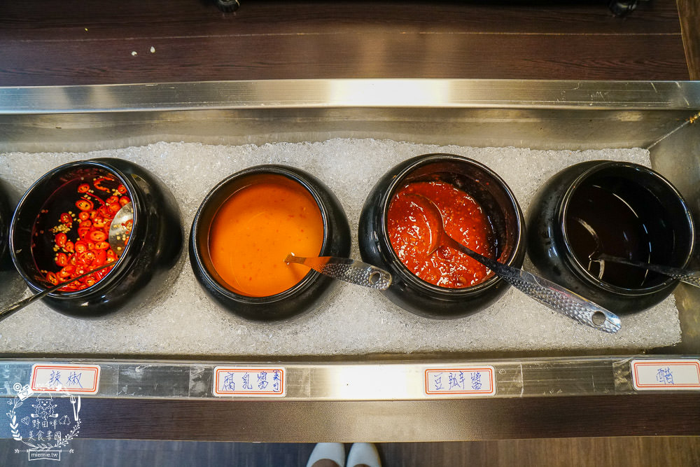 高雄[多福風味火鍋]20多種湯頭+瓜仔肉吃到飽(私人包廂不限時