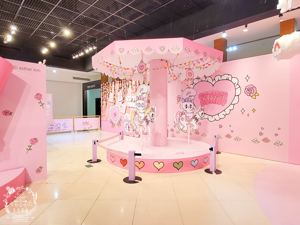 夢時代免費展覽!厭世吾皇貓+罐頭豬LULU 時光派對+上班小秘密+?????? ????? 艾絲樂小兔高雄免費展覽!