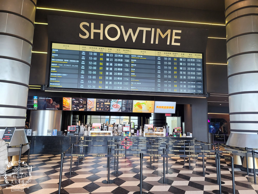 高雄夢時代秀泰影城耗資2.5億打造超好拍照的未來航空站?高級傾躺式商務級皮椅、劇院級音響與南台最大寬螢幕!