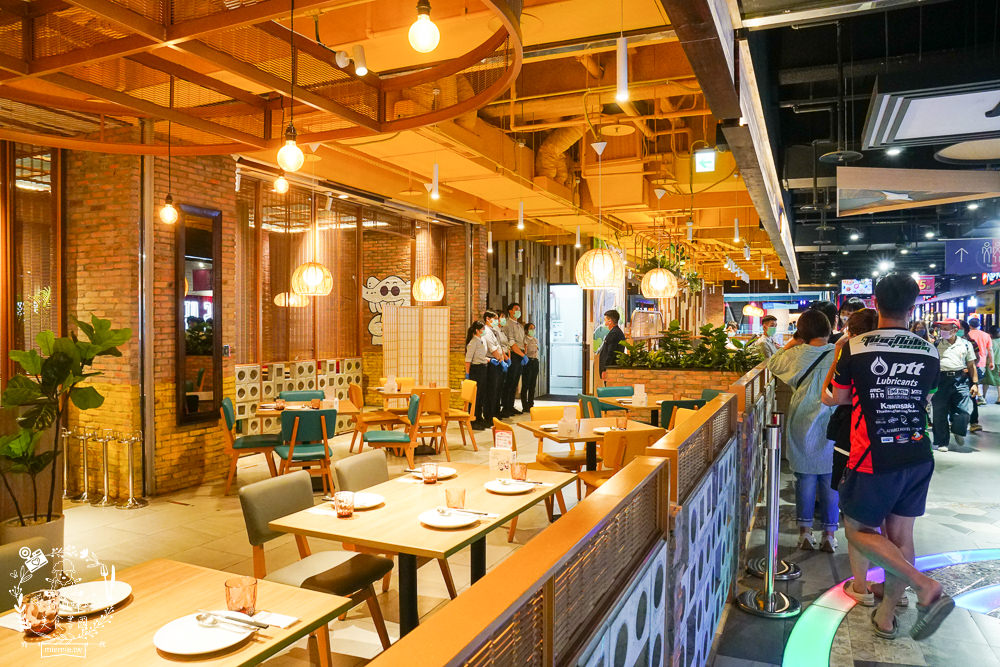 高雄夢時代美食推薦!宵夜美食+吃到飽自助餐+火鍋餐廳+親子遊樂場~(2022/8月更新)