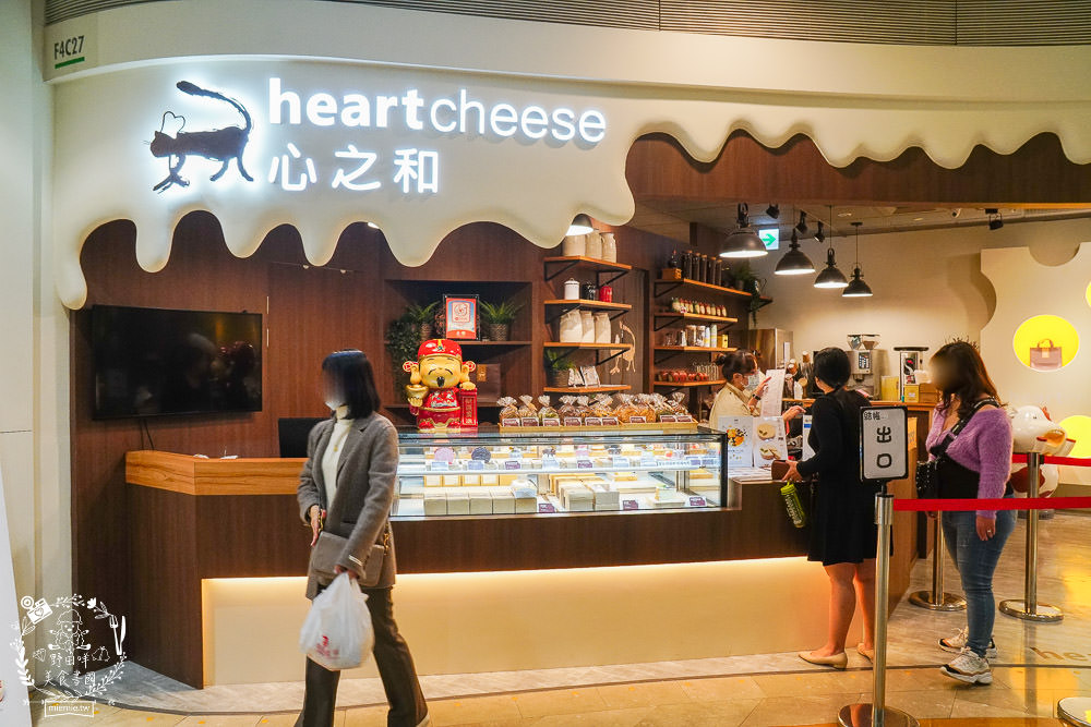 高雄夢時代美食推薦!宵夜美食+吃到飽自助餐+火鍋餐廳+親子遊樂場~(2022/8月更新)