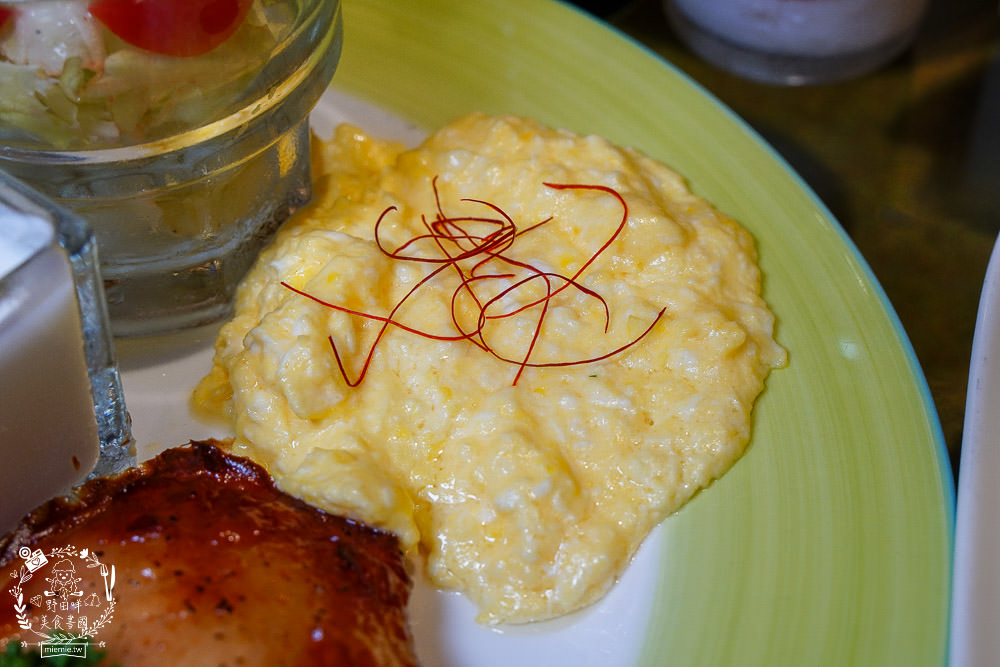 高雄[夢鄉Dream Land]文山特區超好拍照的溫馨網美餐廳x舒芙蕾甜點超療癒