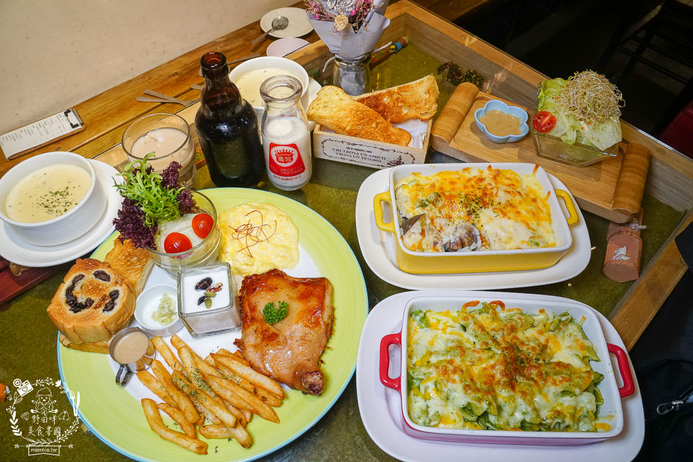 高雄[夢鄉Dream Land]文山特區超好拍照的溫馨網美餐廳x舒芙蕾甜點超療癒