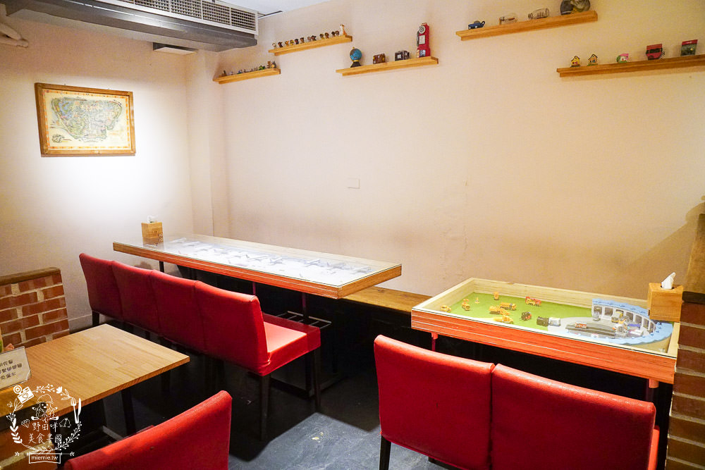 高雄[夢鄉Dream Land]文山特區超好拍照的溫馨網美餐廳x舒芙蕾甜點超療癒