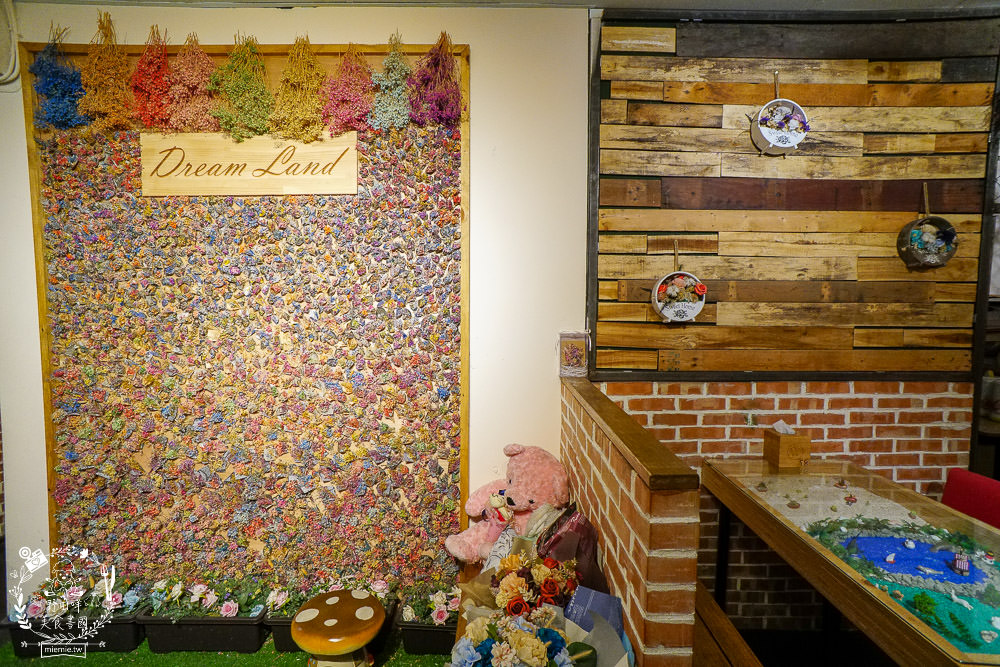 高雄[夢鄉Dream Land]文山特區超好拍照的溫馨網美餐廳x舒芙蕾甜點超療癒