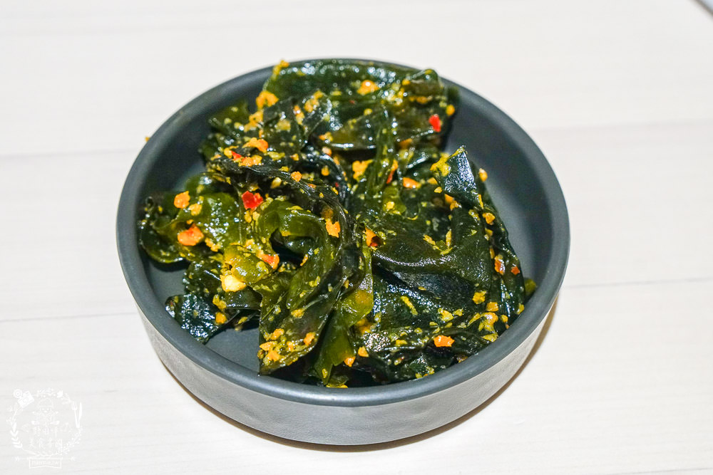 高雄[大丸日式料理]隱藏在大東藝術文化中心的日料?每日採買的新鮮漁獲!鮭魚親子丼滿滿鮭魚卵無敵銷魂R~