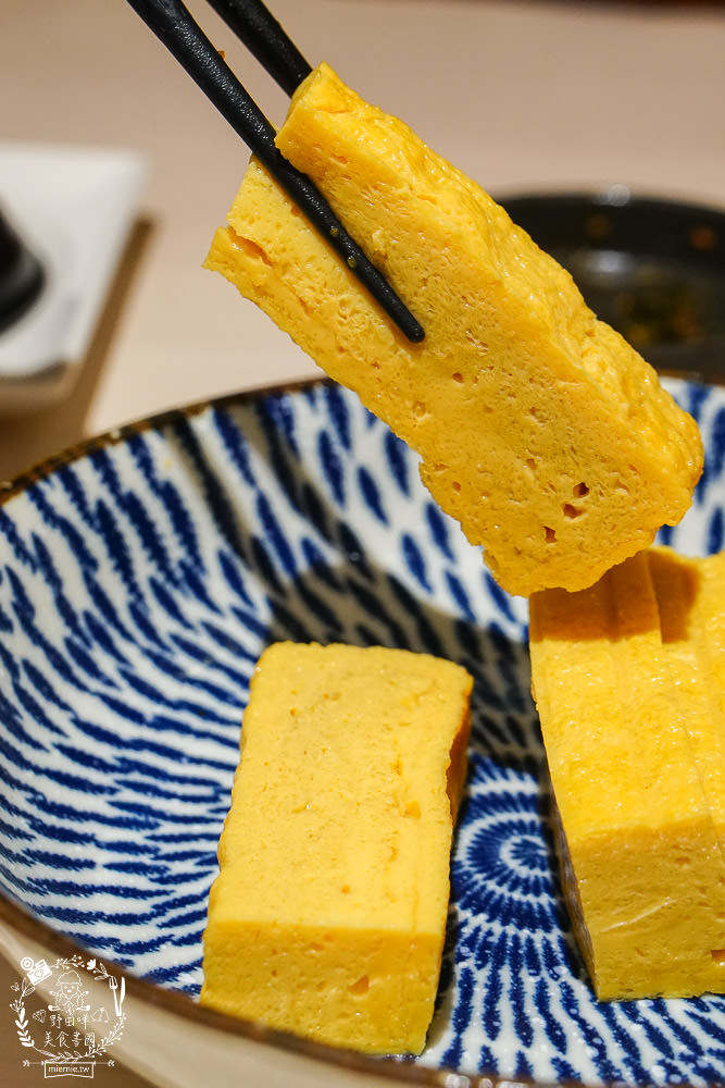 高雄[大丸日式料理]隱藏在大東藝術文化中心的日料?每日採買的新鮮漁獲!鮭魚親子丼滿滿鮭魚卵無敵銷魂R~