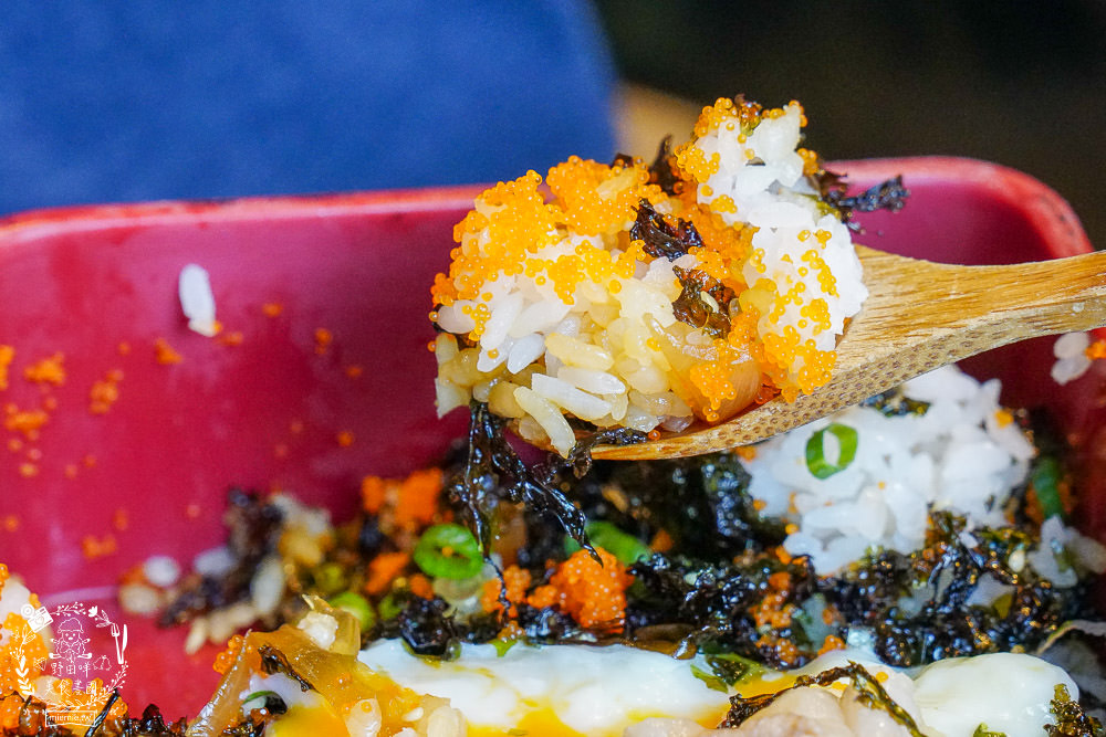 高雄[大丼燒]日式燒肉+海鮮丼飯搭出新滋味，還有免費生菜包肉爽爽吃!