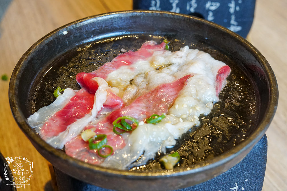 高雄 大丼燒 日式燒肉 海鮮丼飯搭出新滋味 還有免費生菜包肉爽爽吃 野田咩的美食書國