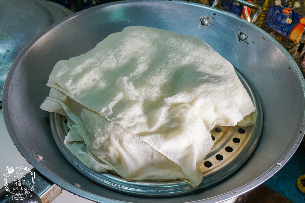 宅配美食推薦[大叔鮮肉包]台中巷弄裡的知名老店!一天賣1500顆排隊鮮肉包可以宅配到家囉!