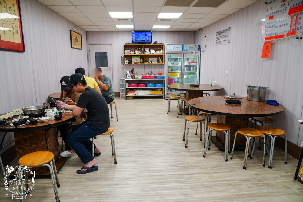 高雄牛肉鍋推薦[大哥大涮牛肉]營業20年超多饕客推薦的人氣宵夜牛肉鍋!限量牛肉燥飯人氣推薦！