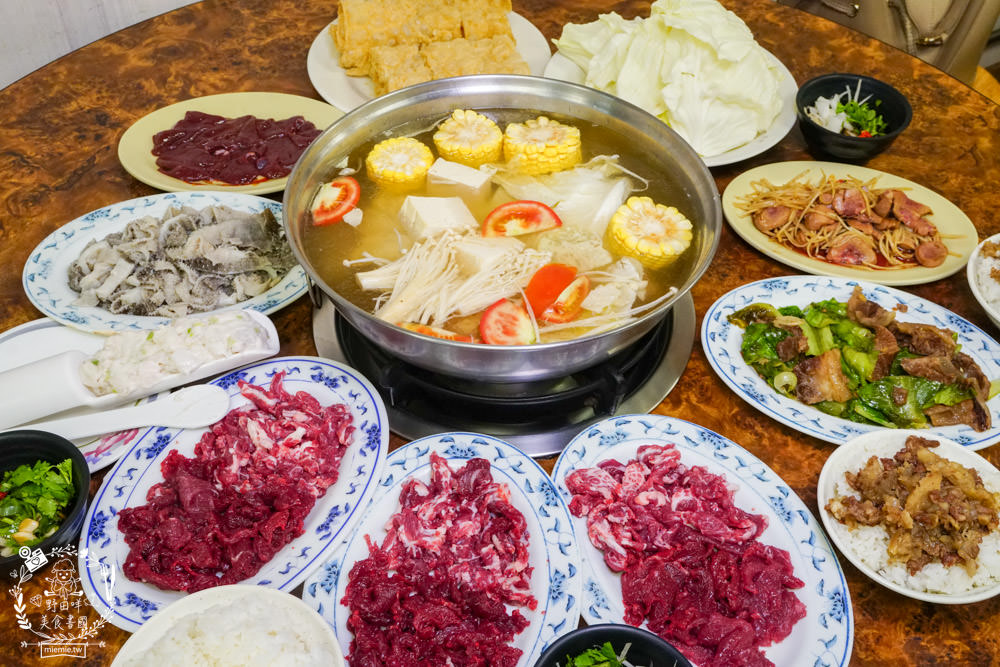 高雄牛肉鍋推薦[大哥大涮牛肉]營業20年超多饕客推薦的人氣宵夜牛肉鍋!限量牛肉燥飯人氣推薦！