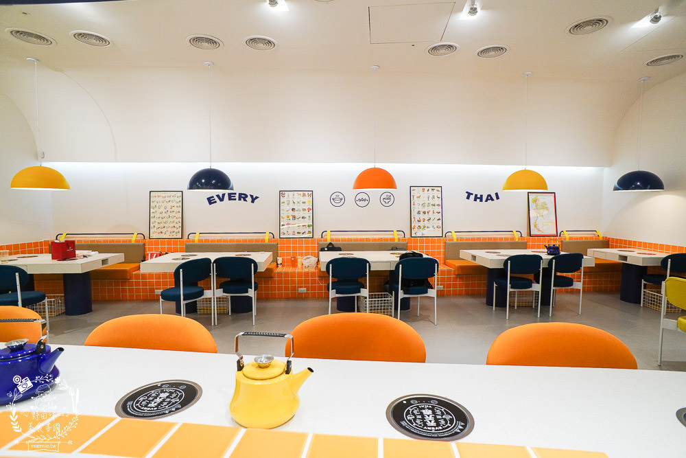 高雄[天天泰泰式火鍋]輕曼菲斯風格網美裝潢!防疫外帶肉肉份量加倍!