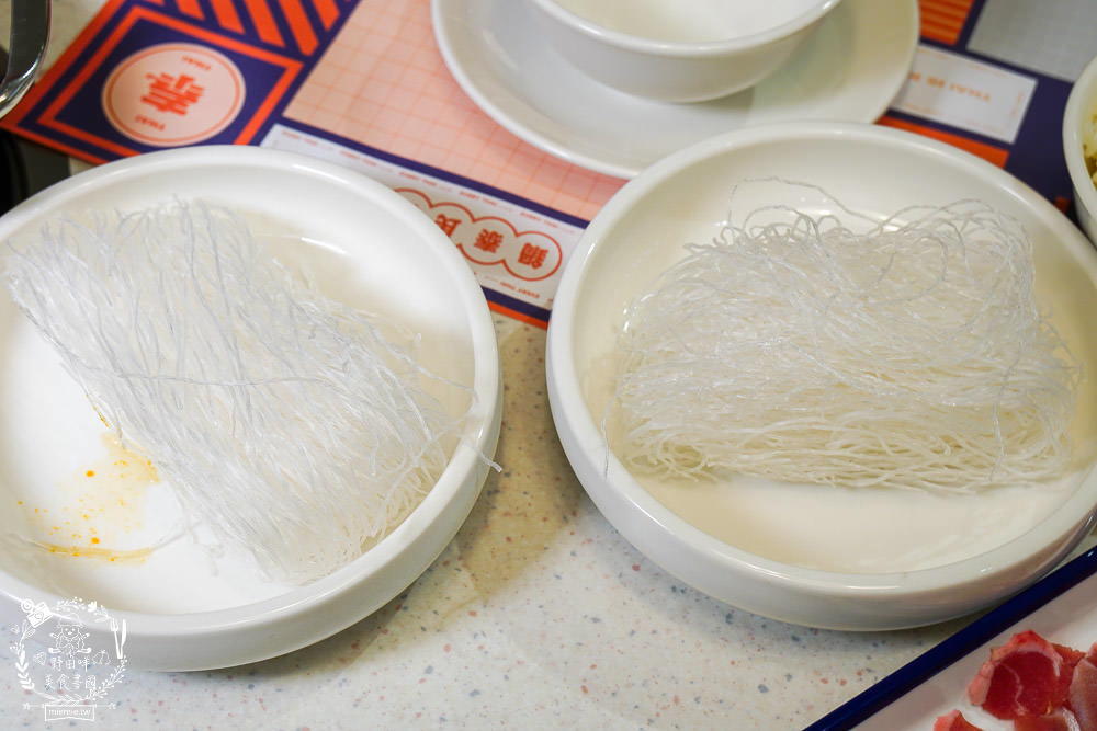 高雄[天天泰泰式火鍋]輕曼菲斯風格網美裝潢!防疫外帶肉肉份量加倍!