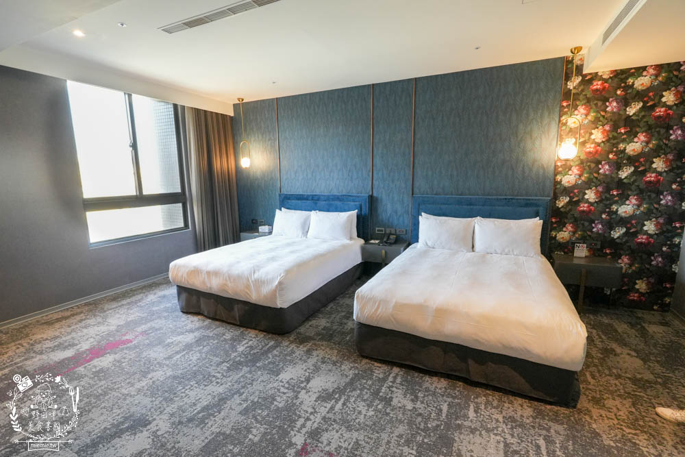 天子閣飯店|2023獲選agoda旅人之選大賞得主!鹽埕駁二附近住宿推薦!三樓還有寬敞遊戲室供親子玩樂