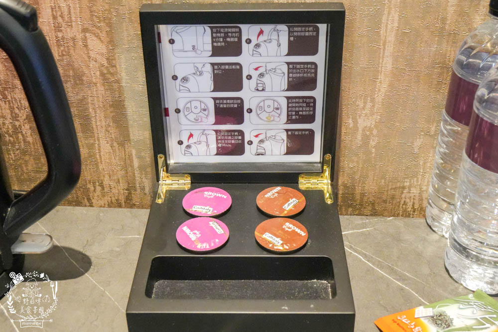 天子閣飯店|2023獲選agoda旅人之選大賞得主!鹽埕駁二附近住宿推薦!三樓還有寬敞遊戲室供親子玩樂