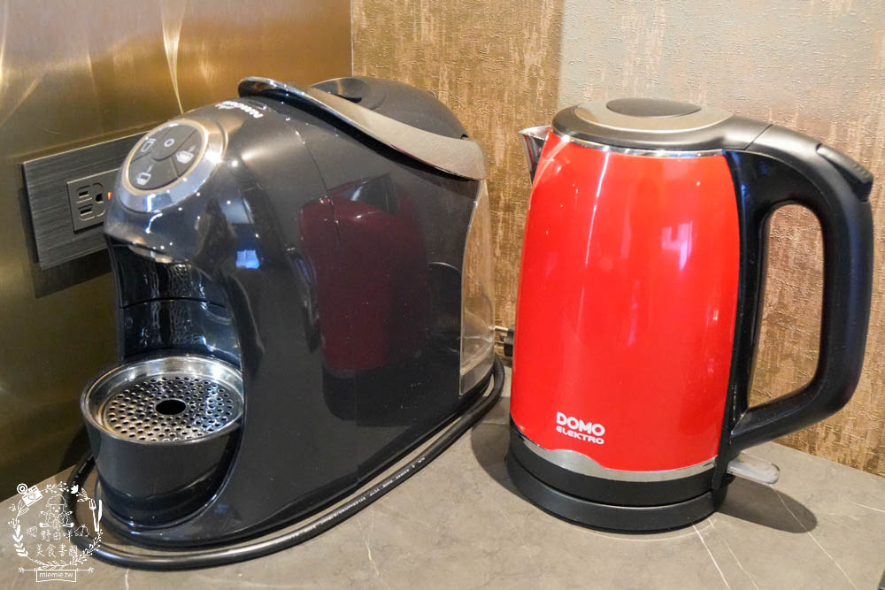 天子閣飯店|2023獲選agoda旅人之選大賞得主!鹽埕駁二附近住宿推薦!三樓還有寬敞遊戲室供親子玩樂