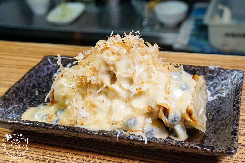 高雄[天狗咖哩家]超浮誇珍珠系列美食”珍珠起司豬排咖哩”好吃到會牽絲？！