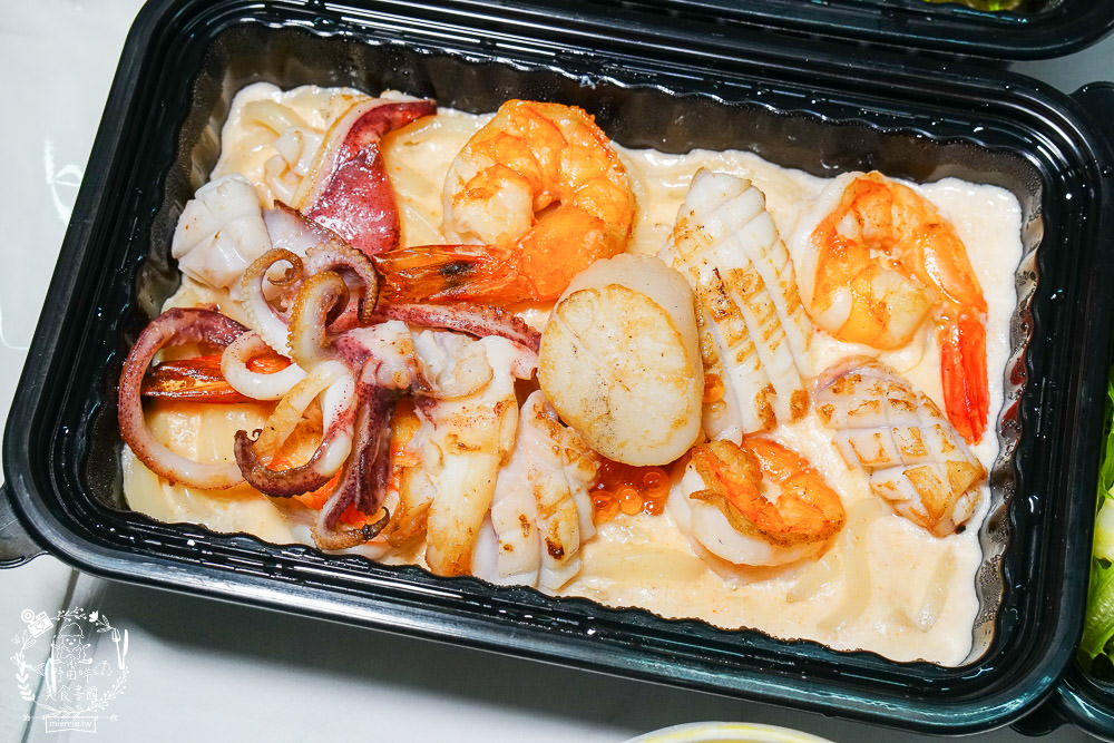 高雄奇可小廚CHIC CAFÉ推出精緻防疫便當囉!外帶自取滿1000元享9折優惠!