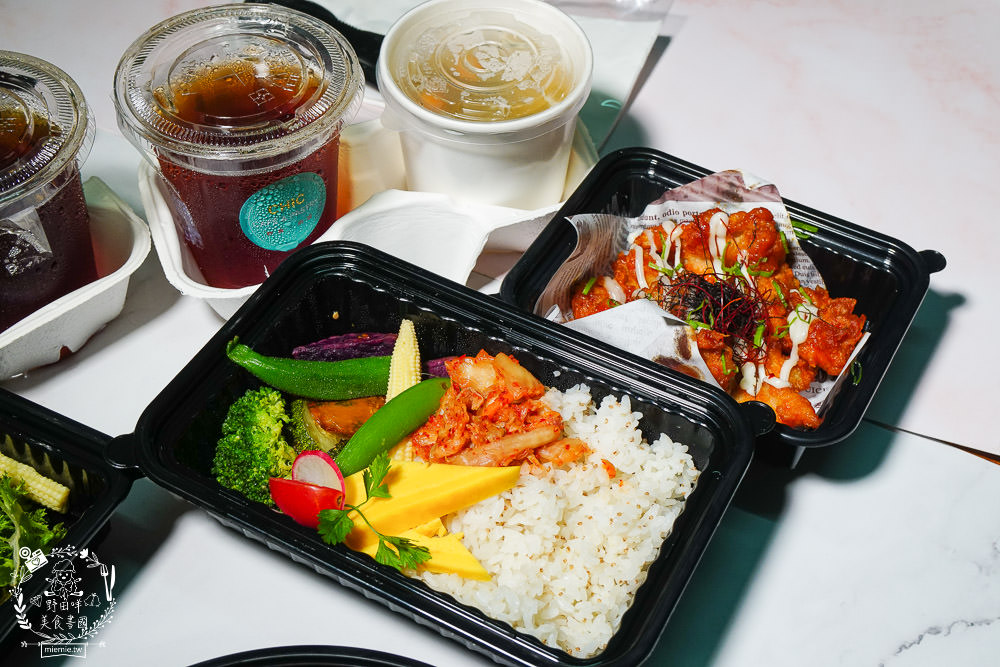 高雄奇可小廚CHIC CAFÉ推出精緻防疫便當囉!外帶自取滿1000元享9折優惠!