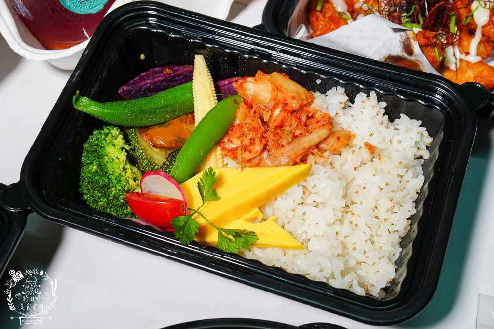 高雄奇可小廚CHIC CAFÉ推出精緻防疫便當囉!外帶自取滿1000元享9折優惠!