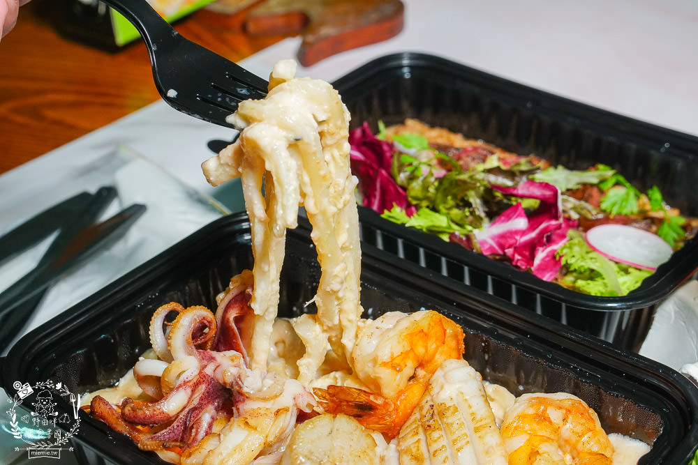 高雄奇可小廚CHIC CAFÉ推出精緻防疫便當囉!外帶自取滿1000元享9折優惠!