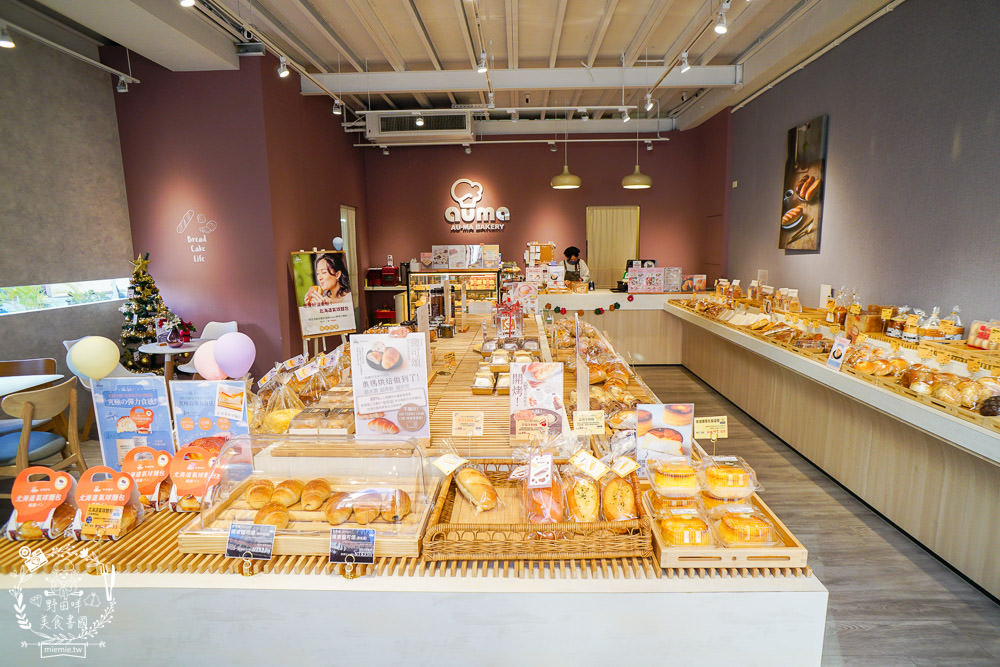 高雄奧瑪烘焙首賣出爐就完售的120%含水量北海道氣球麵包!咬勁紮實麥香的鹽可頌+多種口味皮脆內軟Q的人氣維也納軟法!高雄美食高雄麵包店 - 第6張圖 高雄奧瑪烘焙首賣出爐就完售的120%含水量北海道氣球麵包!咬勁紮實麥香的鹽可頌+多種口味皮脆內軟Q的人氣維也納軟法!高雄美食高雄麵包店