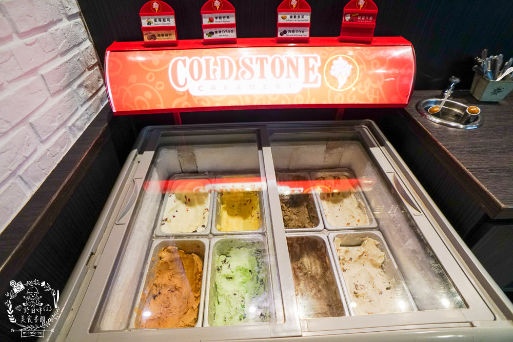 高雄[好客燒烤吃到飽]霸氣帝王蟹+美國生蠔+A5和牛70種以上品項選擇吃到飽!!