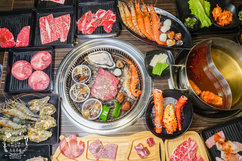 高雄[好客燒烤吃到飽]霸氣帝王蟹+美國生蠔+A5和牛70種以上品項選擇吃到飽!!