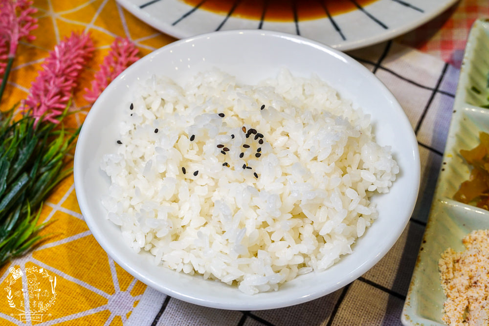 高雄[好飯遇所楠梓店]傳承總舖師30年的辦桌手藝!單身狗居然也能吃辦桌菜?霸氣的戰斧豬湘川麻奶麵銷魂推薦!