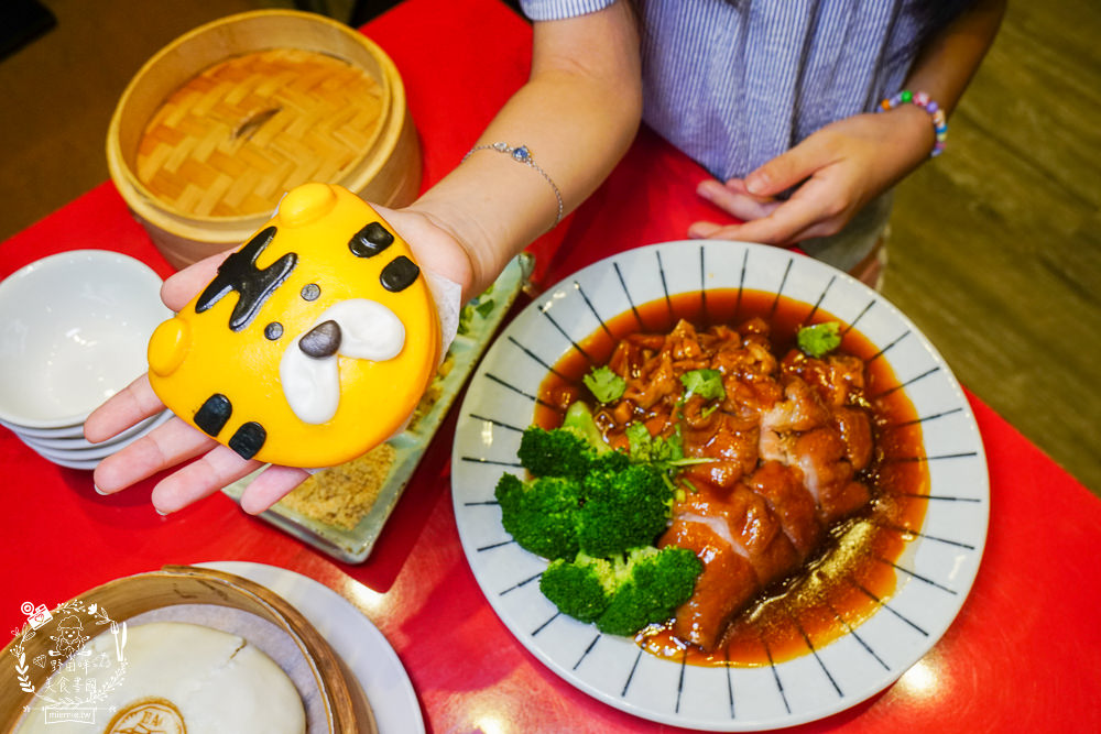 高雄[好飯遇所楠梓店]傳承總舖師30年的辦桌手藝!單身狗居然也能吃辦桌菜?霸氣的戰斧豬湘川麻奶麵銷魂推薦!